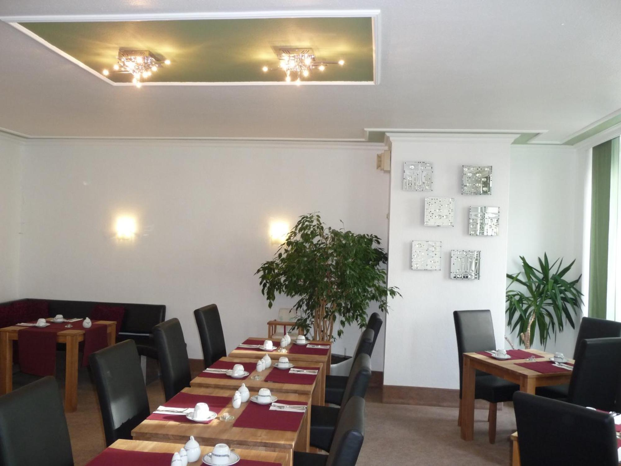 Hotel Sechzehn Leverkusen Exterior photo
