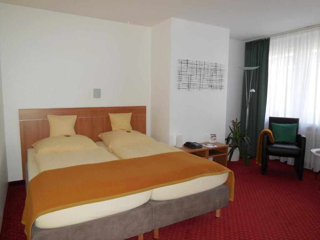 Hotel Sechzehn Leverkusen Room photo