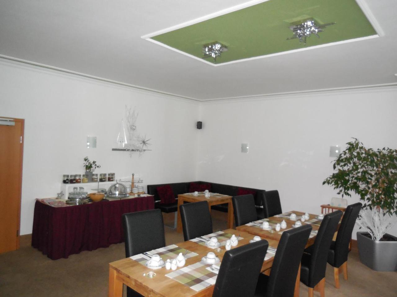 Hotel Sechzehn Leverkusen Exterior photo
